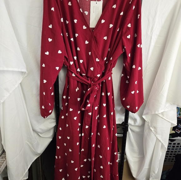 Bloomchic midi red dress with white hearts Size 18-20 NWT - Picture 4 of 5